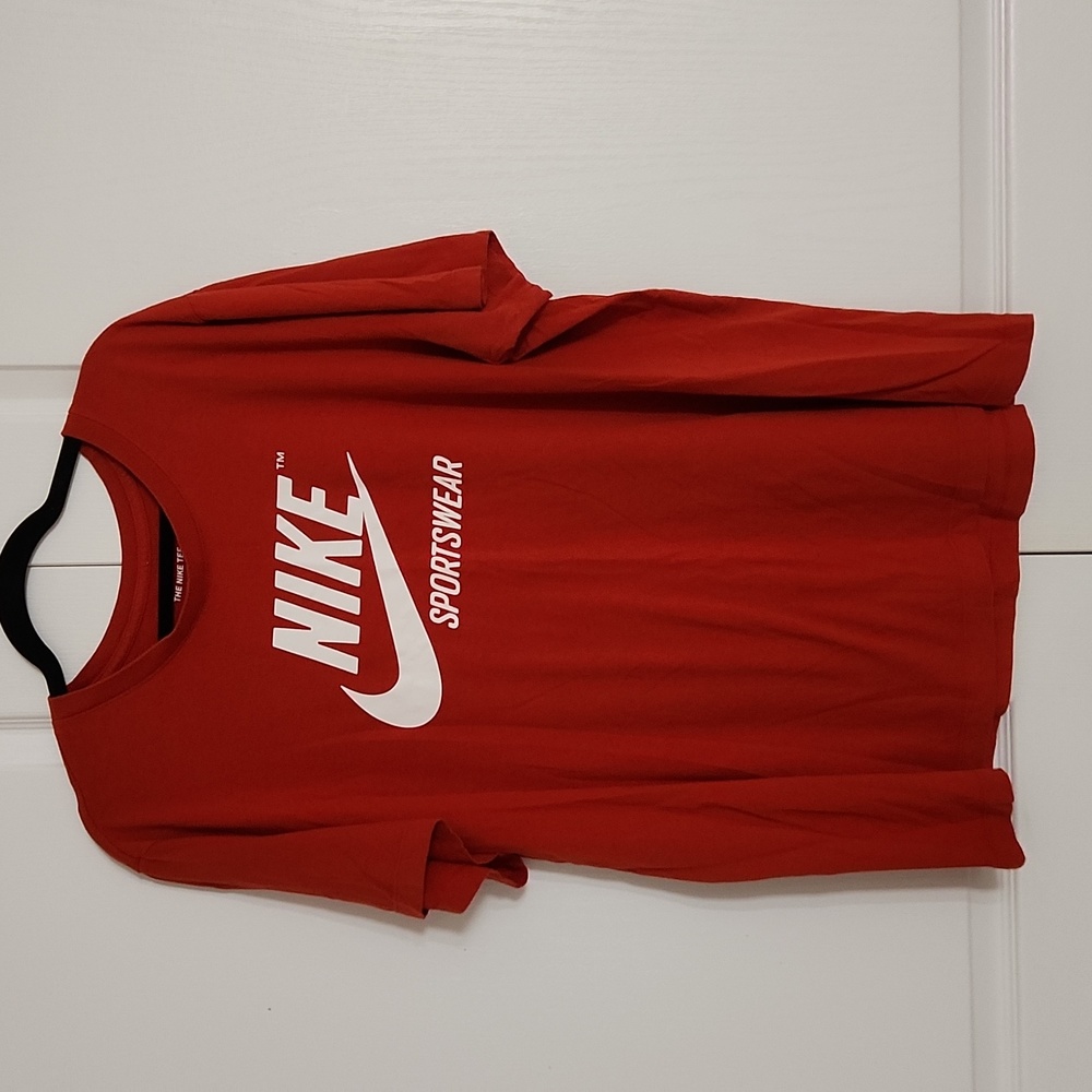 Nike Tee